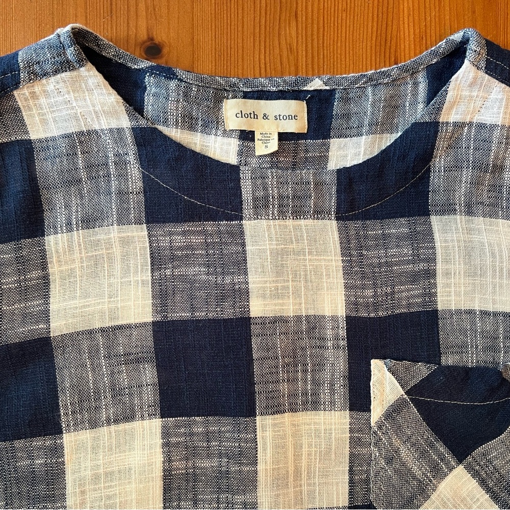 cloth & stone Navy blue white, long sleeve linen top, Size S